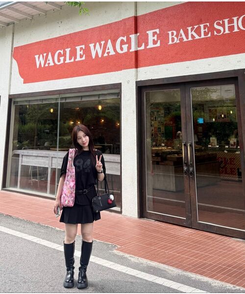 MUSINSA STANDARD WOMAN（ムシンサスタンダードウーマン）の「ウィメンズ ローライズプリーツミニスカート [ブラック]（スカート・レディース・その他・X-SMALL/SMALL/MEDIUM/LARGE）」の11枚目の写真