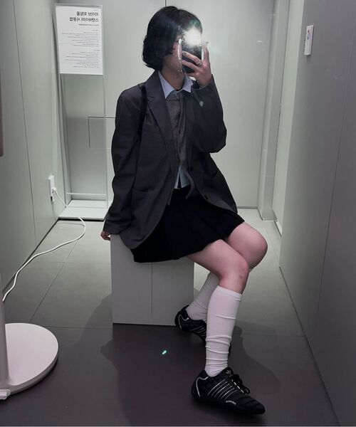 MUSINSA STANDARD WOMAN（ムシンサスタンダードウーマン）の「ウィメンズ ローライズプリーツミニスカート [ブラック]（スカート・レディース・その他・X-SMALL/SMALL/MEDIUM/LARGE）」の19枚目の写真