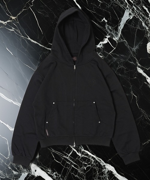 Laufer(ロイファー)の「【Laufer】エンブレム スタッズ ダブルジップ パーカー ショート丈 【セットアップ可能】/ Emblem Studs Double-Zip Hoodie(パーカー・メンズ・ブラウン/ブラック/グレー・M/L/XL)」の16枚目の写真