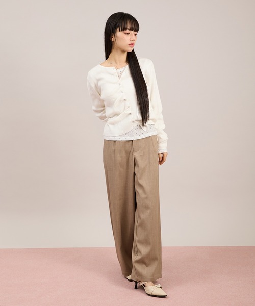 apres jour mignon(アプレジュールミニョン)の「シャーリングボタンカーディガン(カーディガン/ボレロ・レディース・ホワイト/ライトグレー/ライトピンク・LARGE/フリー)」の20枚目の写真