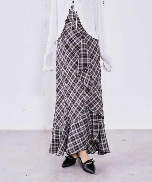 archives（アルシーヴ）の「ラッフルチェックキャミワンピース（ワンピース・レディース・グレー/ブラック/ホワイト×ブラック・MEDIUM）」の20枚目の写真