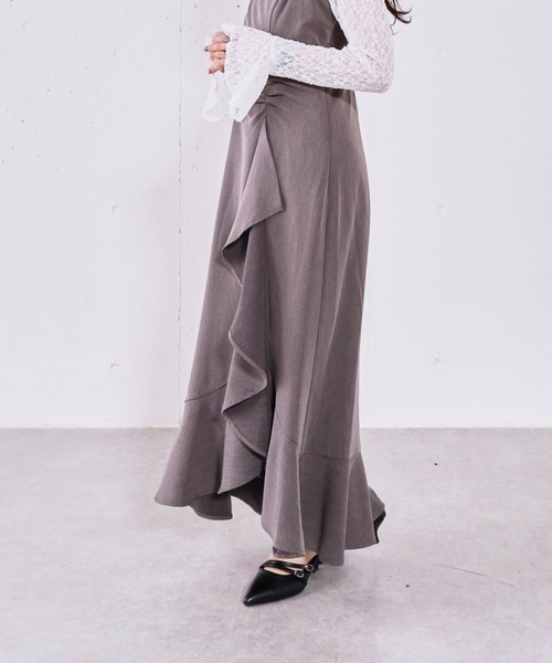 archives（アルシーヴ）の「ラッフルチェックキャミワンピース（ワンピース・レディース・グレー/ブラック/ホワイト×ブラック・MEDIUM）」の12枚目の写真