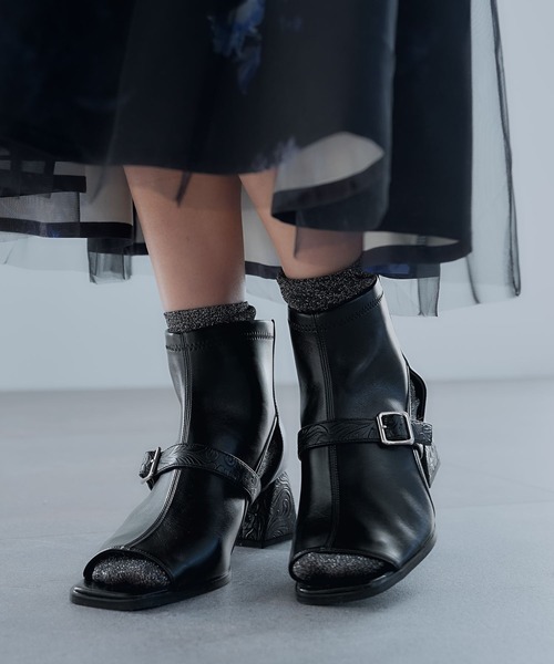 HARE（ハレ）の「エンボスヒールブーサン(HARE)（サンダル・レディース・ブラック・LARGE/MEDIUM）」の3枚目の写真