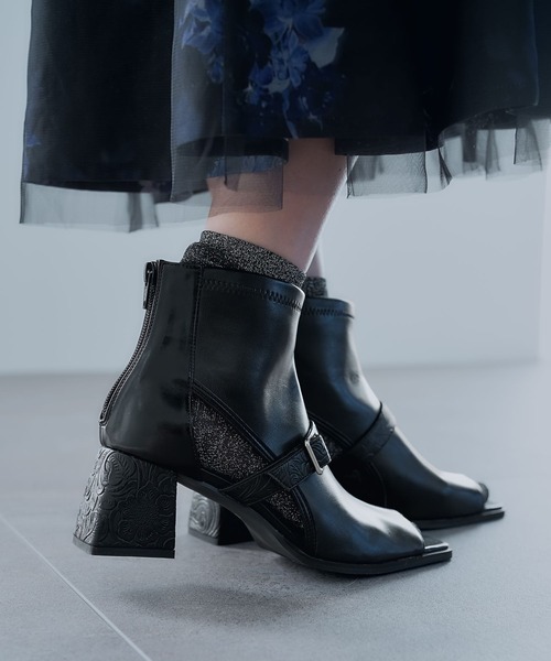 HARE（ハレ）の「エンボスヒールブーサン(HARE)（サンダル・レディース・ブラック・LARGE/MEDIUM）」の6枚目の写真