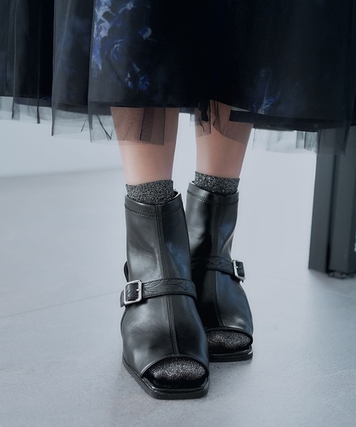 HARE（ハレ）の「エンボスヒールブーサン(HARE)（サンダル・レディース・ブラック・LARGE/MEDIUM）」の8枚目の写真