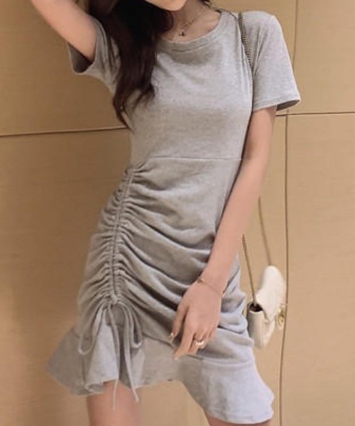 NANEA(ナネア)の「サイドギャザーフリルミニワンピース(ワンピース・レディース・グレー/ブラック/ホワイト・MEDIUM)」の19枚目の写真