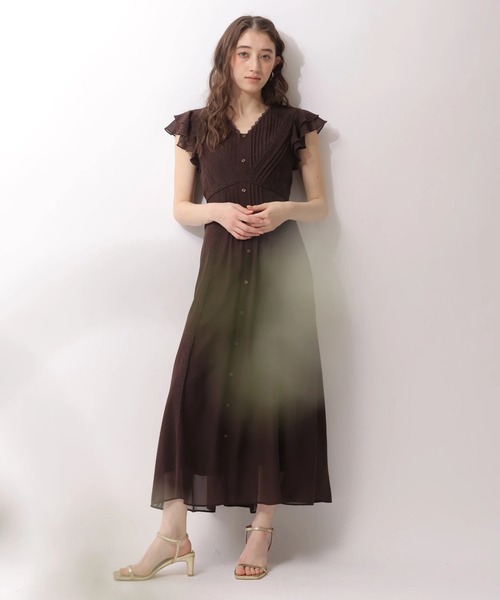 Rirandture（リランドチュール）の「ピンタックレースワンピース（ワンピース・レディース・グレイッシュベージュ/ダークブラウン・2/1）」の2枚目の写真