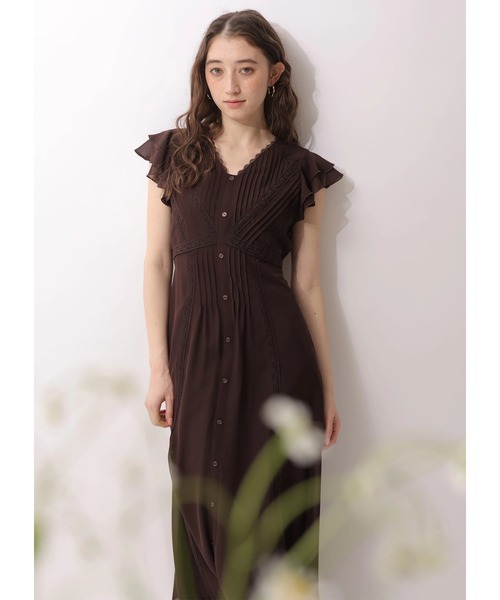 Rirandture（リランドチュール）の「ピンタックレースワンピース（ワンピース・レディース・グレイッシュベージュ/ダークブラウン・2/1）」の4枚目の写真