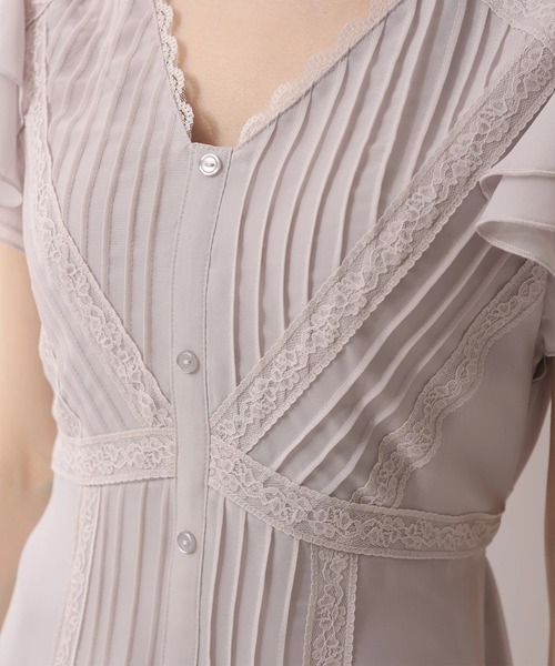 Rirandture（リランドチュール）の「ピンタックレースワンピース（ワンピース・レディース・グレイッシュベージュ/ダークブラウン・2/1）」の17枚目の写真