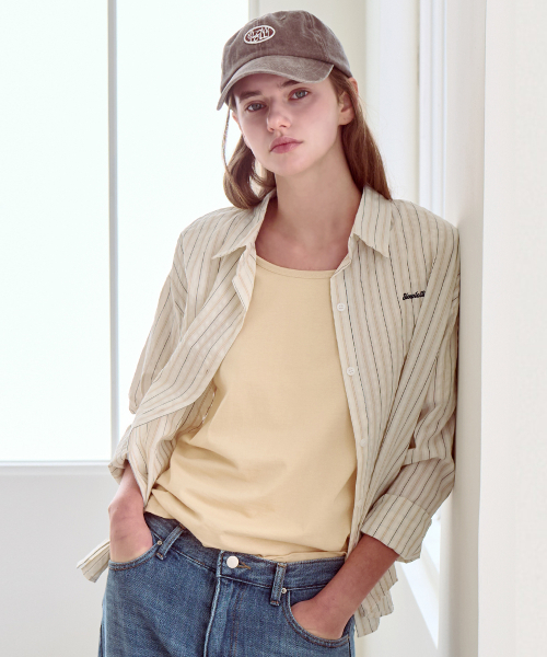 SLOWLOLLI(スローローリ)の「U neck short sleeve t-shirt_4 Colors(Tシャツ/カットソー・レディース・ブラック/ブラウン/アイボリー/Beige・FREE)」の9枚目の写真