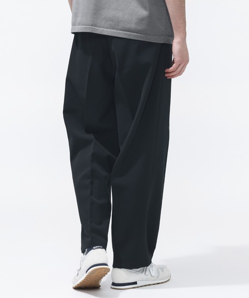 NEW BALANCE(ニューバランス)の「【別注】ニューバランス New Balance セミワイドパンツ 限定コラボ(スラックス・メンズ・ブラック・S/M/L/LL)」の2枚目の写真