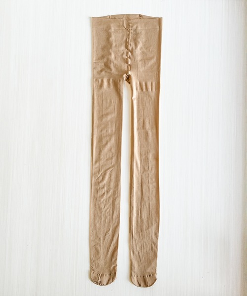 Blanc de Blue（ブランドブルー）の「ナチュラル美脚シアーチュールタイツ（タイツ/ストッキング・レディース・ベージュ・FREE）」の3枚目の写真