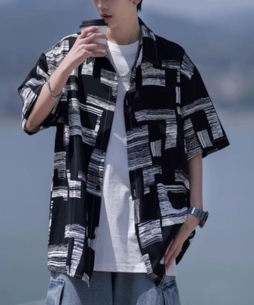 link lot(リンクロット)の「モダンアート柄 オーバーサイズ総柄シャツ(シャツ/ブラウス・メンズ・ブラック/ホワイト/ネイビー・M/L)」の11枚目の写真