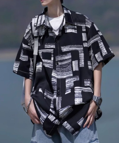 link lot(リンクロット)の「モダンアート柄 オーバーサイズ総柄シャツ(シャツ/ブラウス・メンズ・ブラック/ホワイト/ネイビー・M/L)」の9枚目の写真