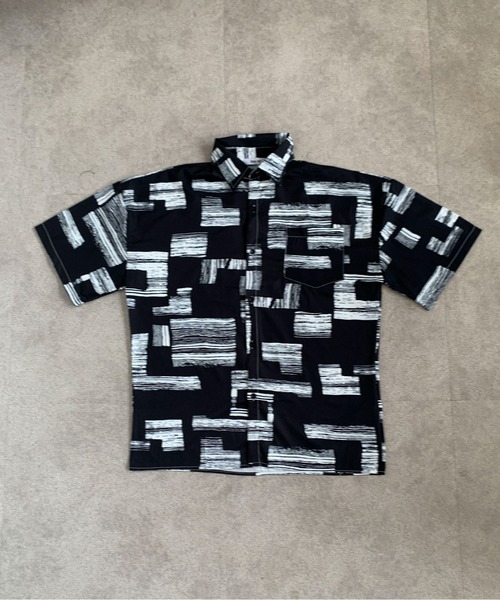 link lot(リンクロット)の「モダンアート柄 オーバーサイズ総柄シャツ(シャツ/ブラウス・メンズ・ブラック/ホワイト/ネイビー・M/L)」の15枚目の写真