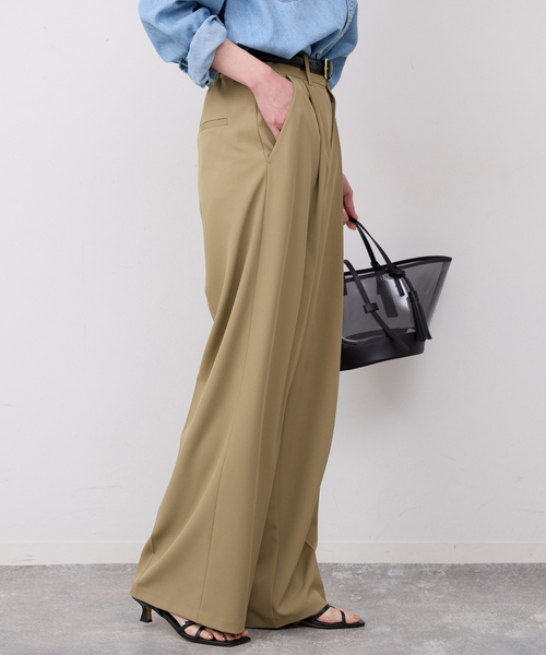 SLOBE IENA（スローブイエナ）の「イージーワイドパンツ（スラックス・レディース・ベージュ/ネイビー・34/36/38/40）」の7枚目の写真