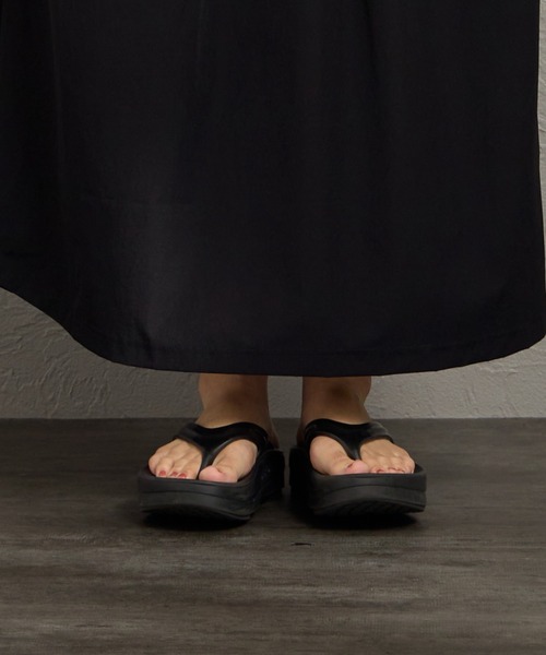 KELTY（ケルティ）の「[KELTY/ケルティ] 別注 異素材切替 ウエストギャザー ワンピース（ワンピース・レディース・ベージュ/ブラック/チャコールグレー・F）」の7枚目の写真