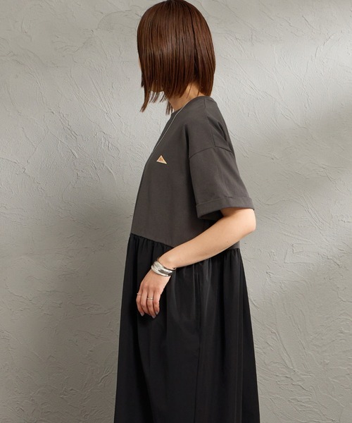 KELTY（ケルティ）の「[KELTY/ケルティ] 別注 異素材切替 ウエストギャザー ワンピース（ワンピース・レディース・ベージュ/ブラック/チャコールグレー・F）」の9枚目の写真