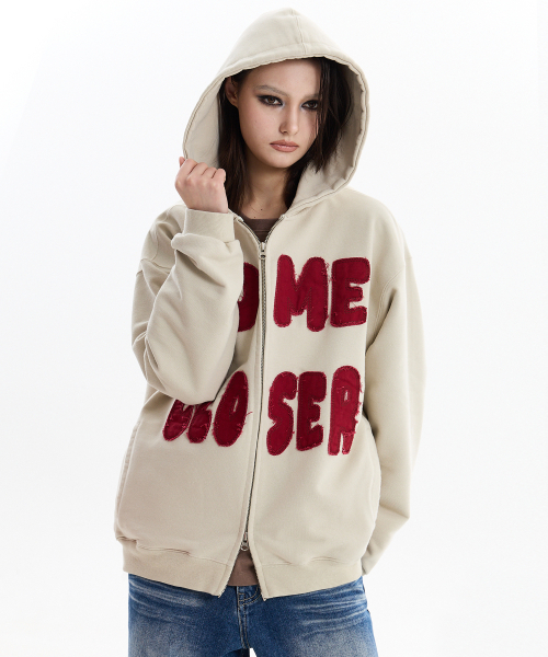 HOODHOOD(フッドフッド)の「COME CLOSER アプリケ フードパーカー ベージュ(パーカー・レディース・その他・1/2)」の3枚目の写真