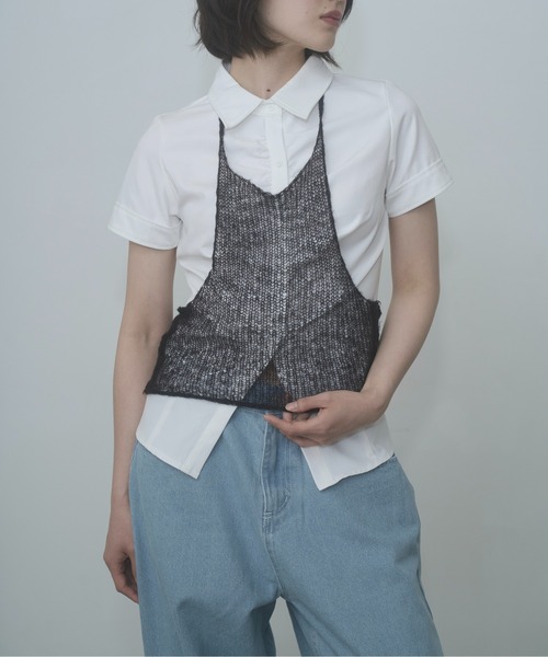 FEKETE(フェケテ)の「gather compact-fit shirt / ギャザータイトシャツ(シャツ/ブラウス・レディース・グレー/ネイビー/ブラック/ミント/ホワイト・SMALL/LARGE/MEDIUM)」の8枚目の写真