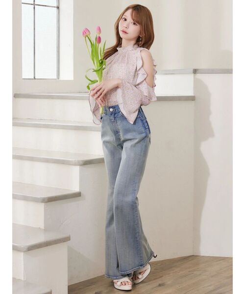 EATME（イートミー）の「【日比谷花壇コラボ】フリルオープンショルダーフラワーブラウス（シャツ/ブラウス・レディース・ピンク/ブラック/イエロー・FREE）」の17枚目の写真