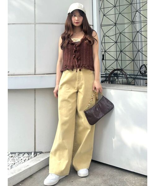 CALNAMUR(カルナムール)の「クロシェニットフリルトップス(ニット/セーター・レディース・グリーン/ブラウン/アイボリー・FREE)」の22枚目の写真