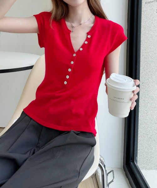 Ada.(エイダ)の「ボタンデザイン ヘンリーネック コンパクト 半袖 カットソー(Tシャツ/カットソー・レディース・レッド/チャコール/ベージュ・FREE)」の13枚目の写真