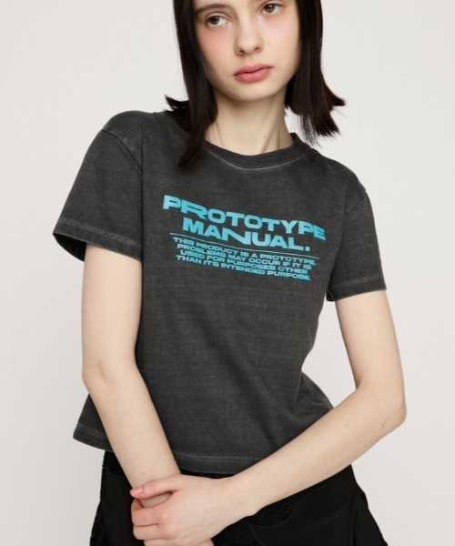 SLY(スライ)の「COMPACT LOGO T/SH コンパクト ロゴ Tシャツ 半袖 夏服 春服(Tシャツ/カットソー・レディース・ホワイト/ライトブラック/ピンク/ブラック・FREE)」の4枚目の写真