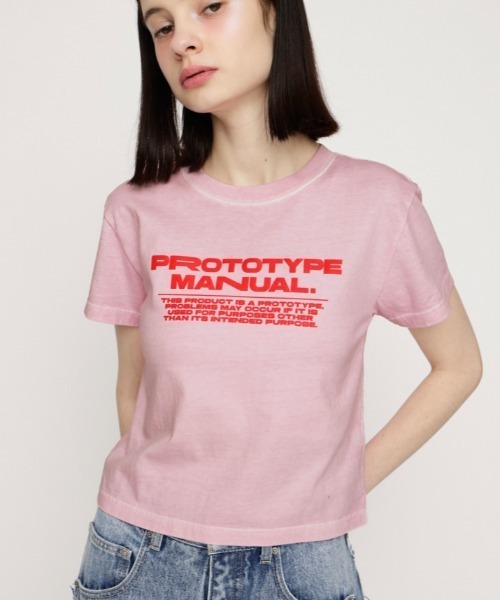SLY(スライ)の「COMPACT LOGO T/SH コンパクト ロゴ Tシャツ 半袖 夏服 春服(Tシャツ/カットソー・レディース・ホワイト/ライトブラック/ピンク/ブラック・FREE)」の1枚目の写真