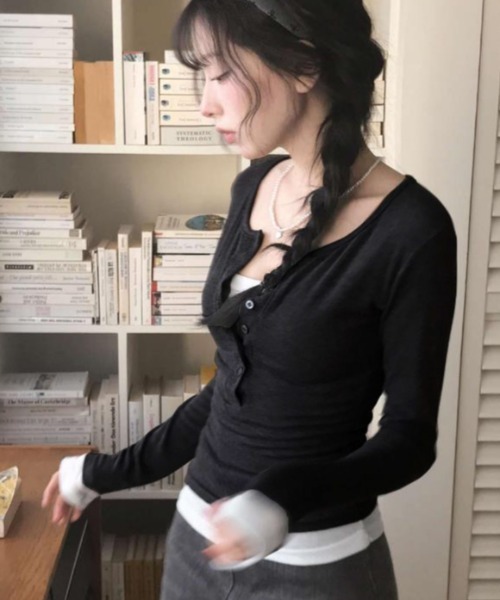 semplice（センプリチェ）の「カットソー【韓国ファッション】（Tシャツ/カットソー・レディース・ブラック/ベージュ/ダークグレー・F）」の4枚目の写真