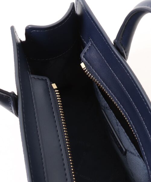 MICHAEL KORS(マイケルコース)の「SCARLETT クロスボディバッグ エクストラスモール - MKシグネチャー(ショルダーバッグ・レディース・ブルー系・FREE)」の7枚目の写真