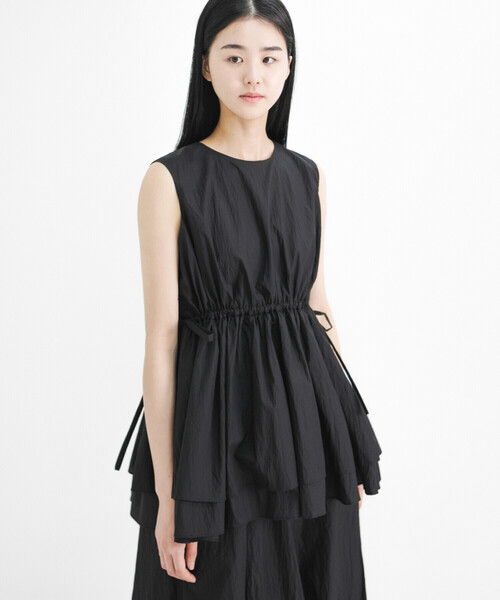 Bshop(ビショップ)の「eunoia | ノースリーブブラウス WOMEN(シャツ/ブラウス・レディース・ピンク/ブラック・ONE)」の2枚目の写真