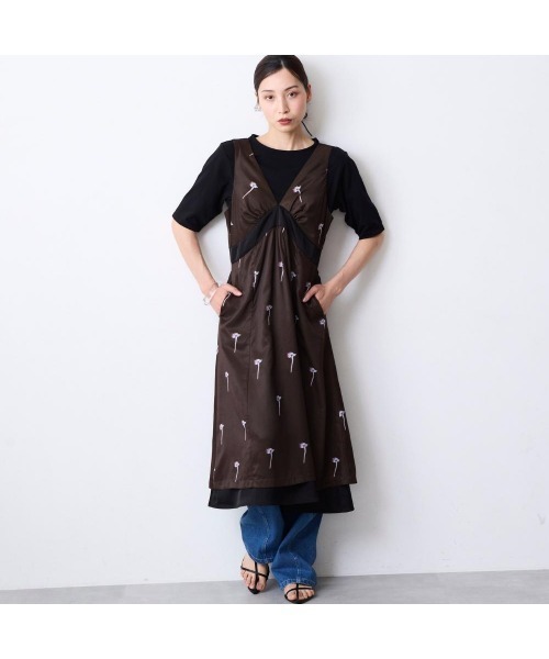 COMMON+HAUS(コモンハウス)の「プリント柄サロペットワンピース(ワンピース・レディース・ライム/ブラウン・M/L)」の4枚目の写真