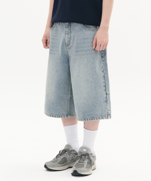 EXCONTAINER(エックスコンテナ)の「インシジョン バミューダデニムパンツ (ライトブルー)(その他パンツ・メンズ・その他・SMALL/MEDIUM/LARGE/X-LARGE)」の1枚目の写真