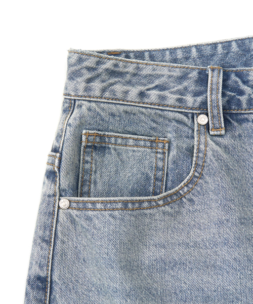 EXCONTAINER(エックスコンテナ)の「インシジョン バミューダデニムパンツ (ライトブルー)(その他パンツ・メンズ・その他・SMALL/MEDIUM/LARGE/X-LARGE)」の5枚目の写真