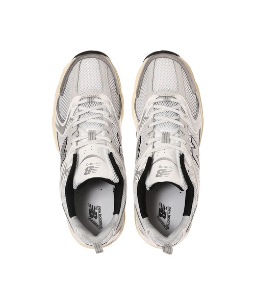 NEW BALANCE(ニューバランス)の「MR530KA MR530KA(スニーカー・メンズ・シルバー・27.5cm/27cm/26.5cm/26cm/28cm)」の2枚目の写真