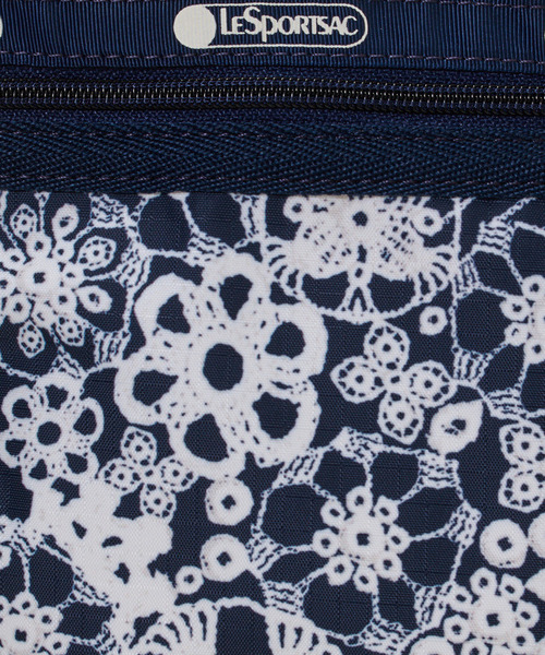 LeSportsac(レスポートサック)の「MINI N/S TOTE フローラルレースネイビー(ショルダーバッグ・レディース・ブルー・FREE)」の6枚目の写真