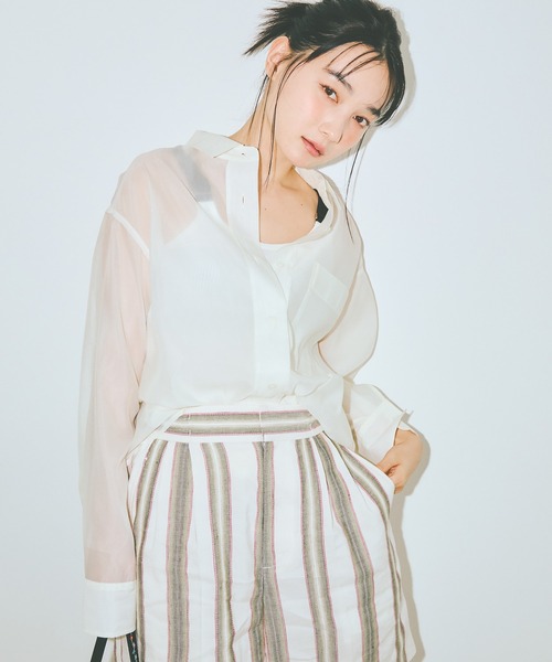 COLORME(カラーミー)の「【AKB48 伊藤百花 着用】ゆったり オーバーサイズ シアーシャツ(シャツ/ブラウス・レディース・ホワイト/ブラック・FREE)」の3枚目の写真