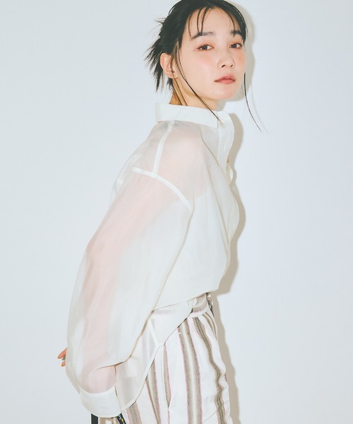 COLORME(カラーミー)の「【AKB48 伊藤百花 着用】ゆったり オーバーサイズ シアーシャツ(シャツ/ブラウス・レディース・ホワイト/ブラック・FREE)」の4枚目の写真