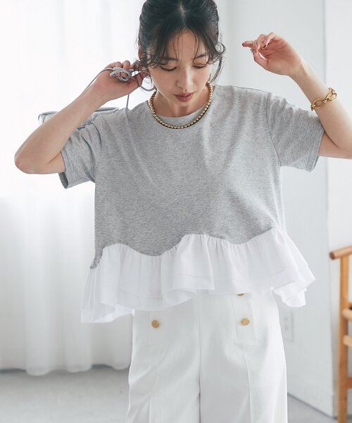 La boutique BonBon(ラブティックボンボン)の「【再予約決定!・KAZUMI監修】ペプラムドッキングカットソー(Tシャツ/カットソー・レディース・グレー/ホワイト/ネイビー・FREE)」の3枚目の写真
