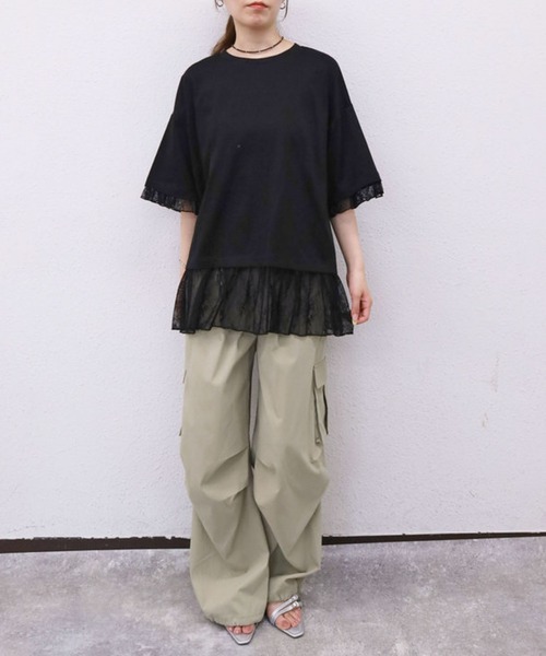 archives(アルシーヴ)の「【1枚でレイヤード風が完成するBIGT】フリルレースドッキングBIGTEE(Tシャツ/カットソー・レディース・ブラック/オフホワイト・MEDIUM)」の19枚目の写真