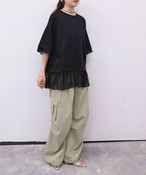 archives(アルシーヴ)の「【1枚でレイヤード風が完成するBIGT】フリルレースドッキングBIGTEE(Tシャツ/カットソー・レディース・ブラック/オフホワイト・MEDIUM)」の20枚目の写真