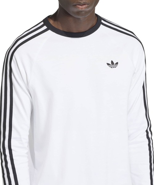 adidas(アディダス)の「adidas 3-STRIPES LONGSLEEVE TEE / アディダス 3ストライプス ロングスリーブ Tシャツ(Tシャツ/カットソー・メンズ・ホワイト・M/S/XXL/XL/L)」の2枚目の写真