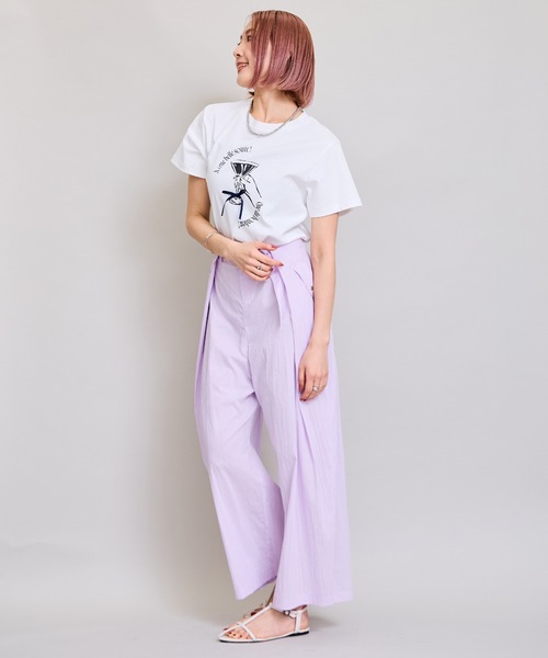 LHELBIE(レルビエ)の「イラストT(Tシャツ/カットソー・レディース・オフホワイト/チャコールグレー/ブラック・M)」の6枚目の写真