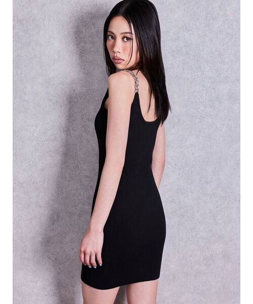 GYDA(ジェイダ)の「ショルダーチェーンタイトリブニットミニワンピース(ワンピース・レディース・グレー/ブラウン/ブラック・FREE)」の9枚目の写真