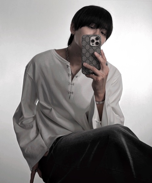 ADRER(アドラー)の「Short Length Hook long-T / ショートレングス フック ロングT(Tシャツ/カットソー・メンズ・ホワイト/ブラック・XS/S/M/L)」の14枚目の写真