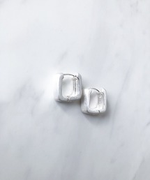 マットスクエアピアス
