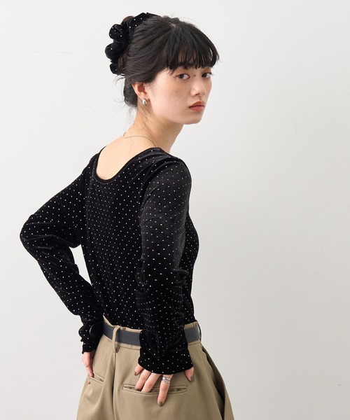 NOGLE(ノグル)の「【NOGLE/ノグル】スパンコールドットベロアトップス×シュシュSET(Tシャツ/カットソー・レディース・ブラック/ネイビー/ブラウン・FREE)」の5枚目の写真