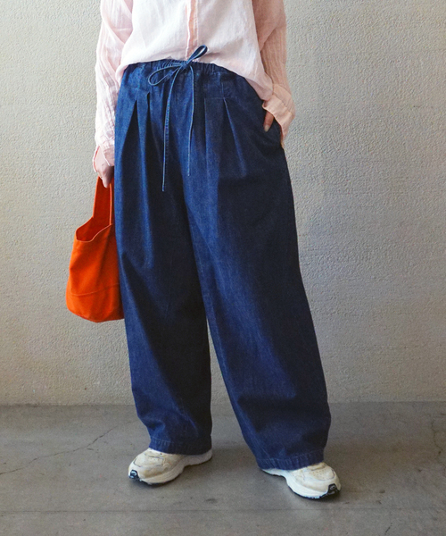JOURNAL STANDARD LUXE(ジャーナルスタンダード ラックス)の「10OZデニム シフトパンツ(デニムパンツ・レディース・ネイビー・FREE)」の6枚目の写真
