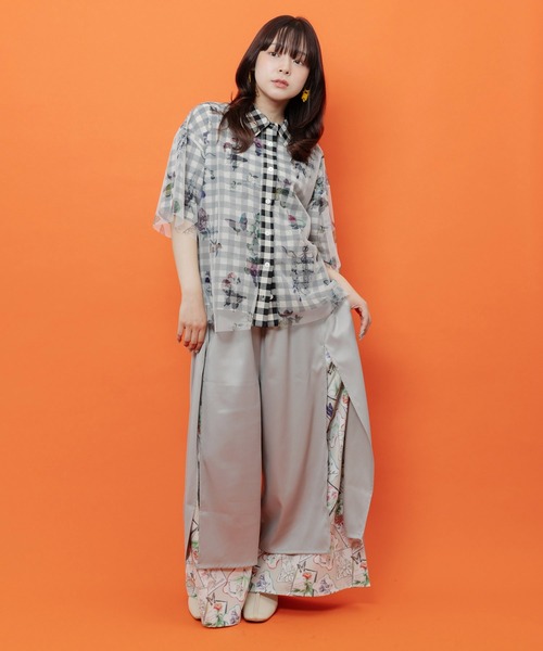 iS ScoLar(イズスカラー)の「562253:無地×お花図鑑柄 スリット入りワイドパンツ(その他パンツ・レディース・ブラック/グレー/カーキ・M)」の4枚目の写真
